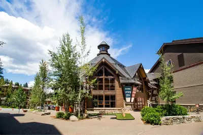 a large building with a tower on top of it at Ford Family Escape in Truckee