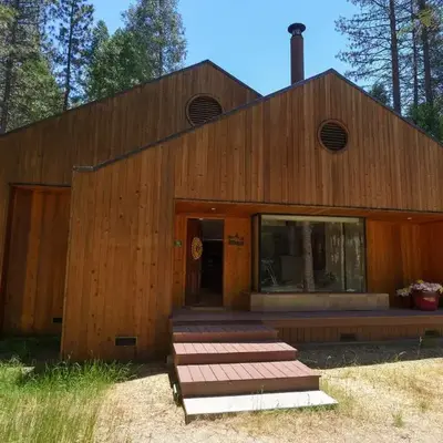 Bruin's Den