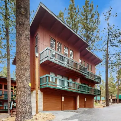 Saddle Road Condo