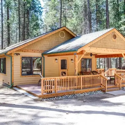 36 Larkspur Lair