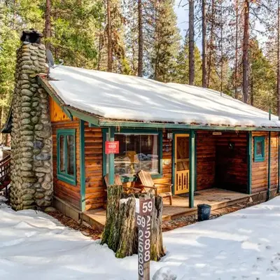 59 Hansen Cabin