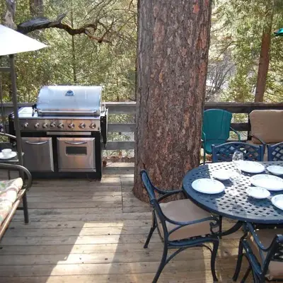 10N Black Oak Lodge