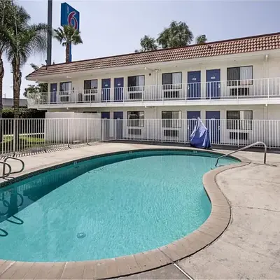 Motel 6-Fresno