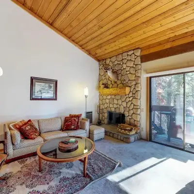 Huntington Lake Condo 92