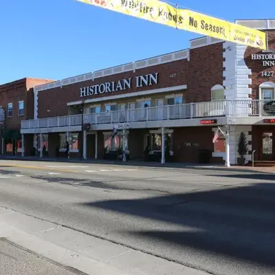 Historian Inn