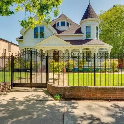Lodi Hill House