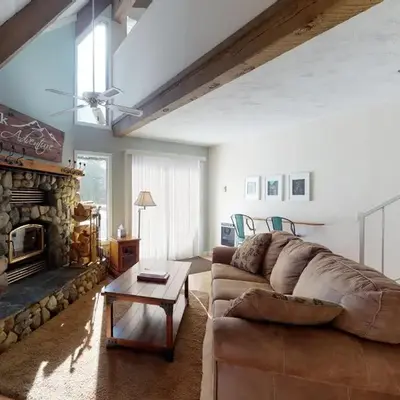 Mammoth View Villas 21