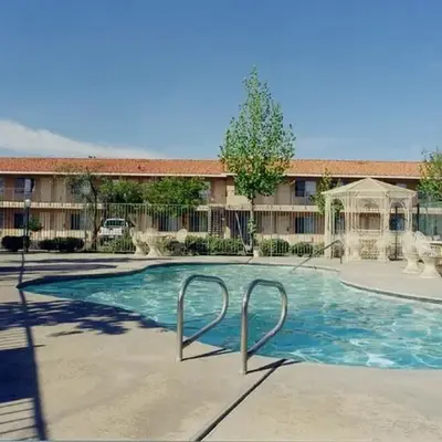 Applegate Inn