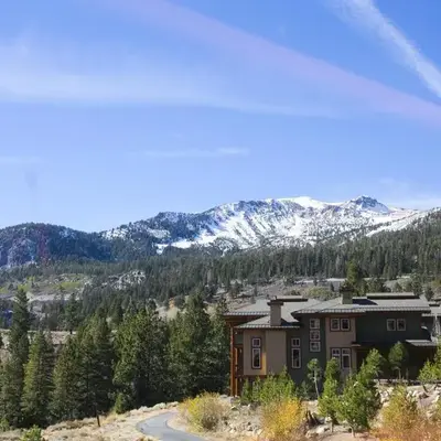 Aspen Creek by 101 Great Escapes