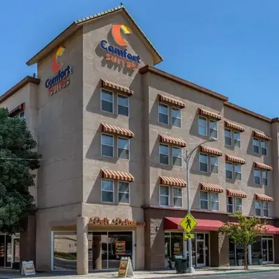 Comfort Suites Visalia - Convention Center