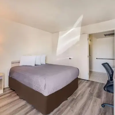 Econo Lodge Stockton near I-5 Fairgrounds