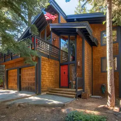 Free Ski Shuttle! Spacious Northstar Resort Cabin