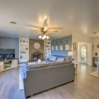 Wine Lovers Garden Oasis in Sutter Creek!