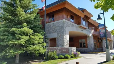 a large building with a sign in front of it at Marriott Grand Res Q4 #4256 in South Lake Tahoe
