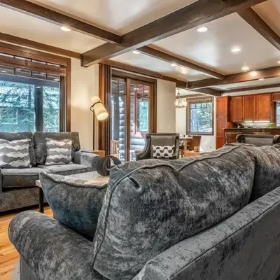 Cedar Crest - Owl Cottage 9