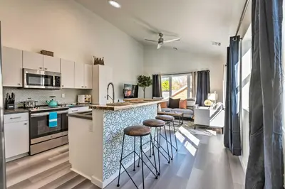 Gallery image of Modern Midtown Haven with Garage Mt Rose Day Trips! in Reno