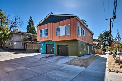 Gallery image of Modern Midtown Haven with Garage Mt Rose Day Trips! in Reno