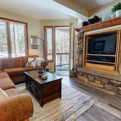 Mammoth Green #102 condo