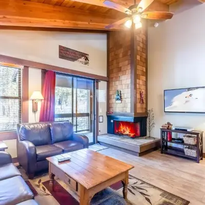 Cozy Aspen Grove 2 bed 2 bath condo