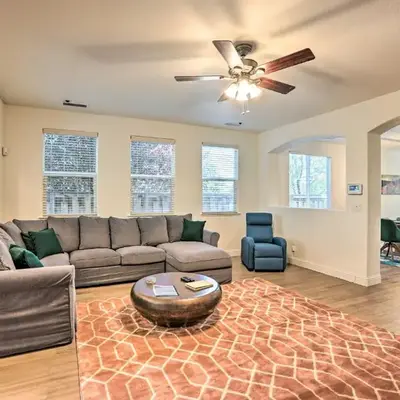 12 Mi to Riverwalk District Quiet Reno Retreat