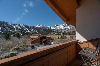 a balcony with a view of a mountain at Rr-interlaken 19 in June Lake