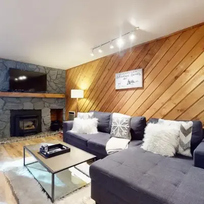 Snowcreek I #11 condo