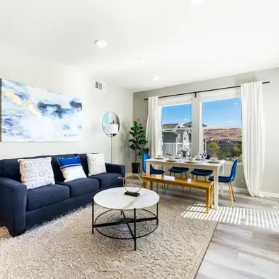 Chic Apt w Jacuzzi