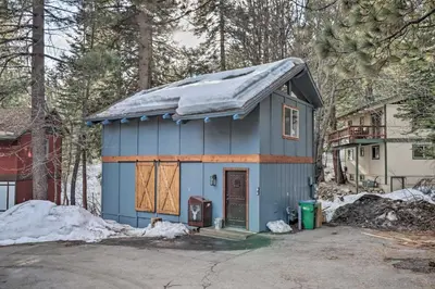 Gallery image of 2 Mi to Beach Incline Village Cabin with Patio! in Incline Village