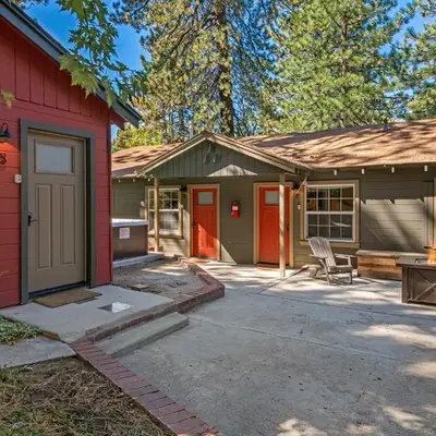Manzanita Holiday 5