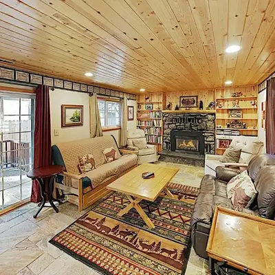 Hank Monk Manor