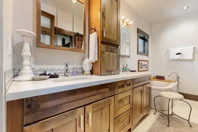 a bathroom with a sink and a toilet at Henness Escape in Truckee
