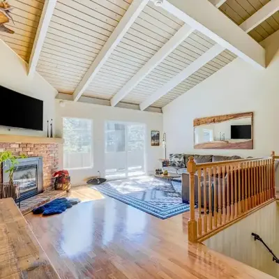 Incline Village Charmer