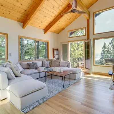 4 Mi to Slopes! Hot Tub Haven with Lake Tahoe Views