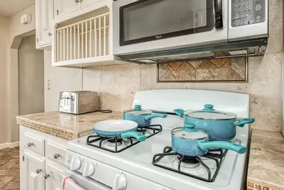 Gallery image of Renovated home minutes from Fresno State / Airport in Fresno