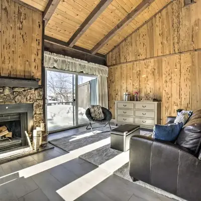 1 Mi to Lake Tahoe Vacation Rental Home!